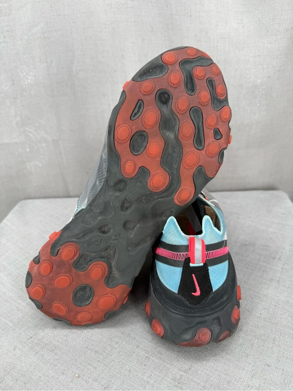 Nike React Element 87 Solar Red Blue Chill Mens 10 Grey Sneakers